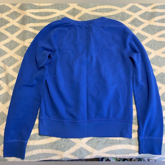 hollister long sleeve size medium - Picture 3 of 3